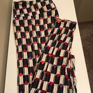 Lipstick lularoe tc leggings